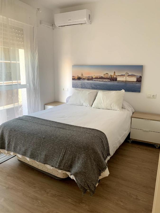 Floridos Playa Piso Reformado De 2 Habitaciones A 50M De La Playa La Cala Del Moral Bagian luar foto