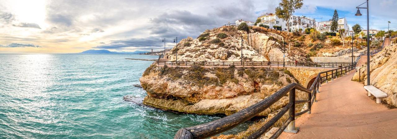 Floridos Playa Piso Reformado De 2 Habitaciones A 50M De La Playa La Cala Del Moral Bagian luar foto