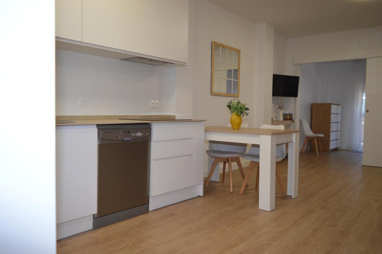 Floridos Playa Piso Reformado De 2 Habitaciones A 50M De La Playa La Cala Del Moral Bagian luar foto